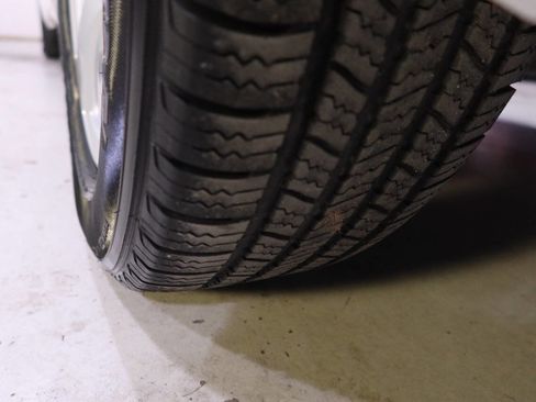 Used 2015 Toyota Sienna LE image 33