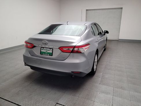 Used 2019 Toyota Camry LE image 7