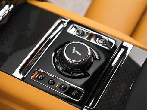 Certified 2024 Rolls-Royce Cullinan Black Badge w/ Driver's Package AWD/4WD image 15