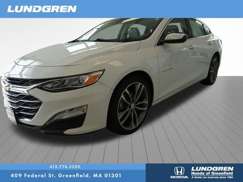 Used 2024 Chevrolet Malibu LT FWD image 3