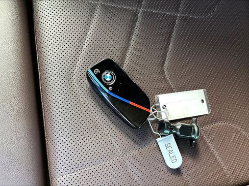 Used 2024 BMW X1 M35i w/ M Sport Professional Package image 11