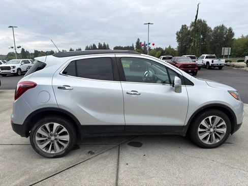Used 2019 Buick Encore Preferred FWD image 6