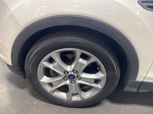 Used 2015 Ford Escape Titanium image 18