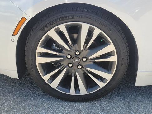 Certified 2020 Lincoln MKZ Reserve FWD image 4