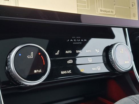 Used 2024 Jaguar XF R-Dynamic SE image 25