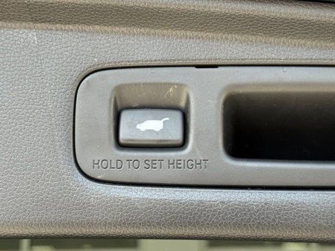 Used 2023 Honda CR-V EX-L image 16
