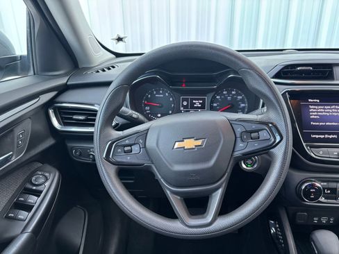Used 2023 Chevrolet TrailBlazer LT w/ Convenience Package image 21