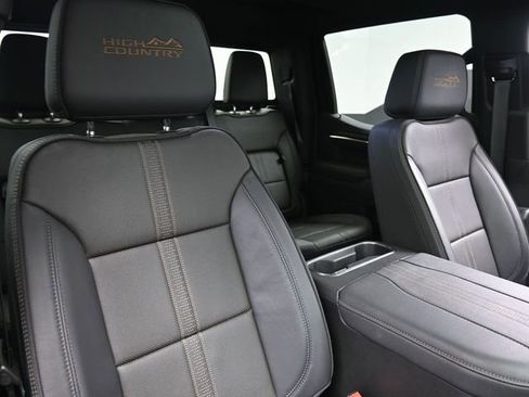 Certified 2025 Chevrolet Silverado 1500 High Country image 27
