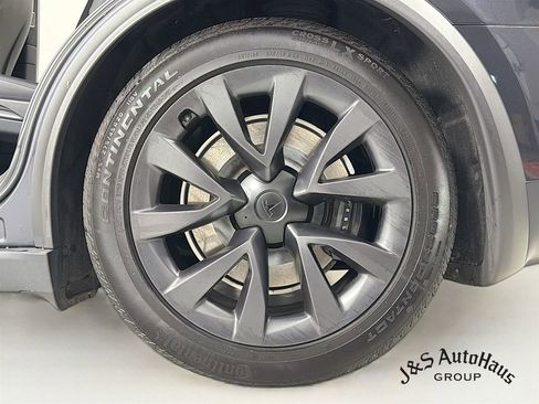 Used 2024 Tesla Model X AWD/4WD image 38