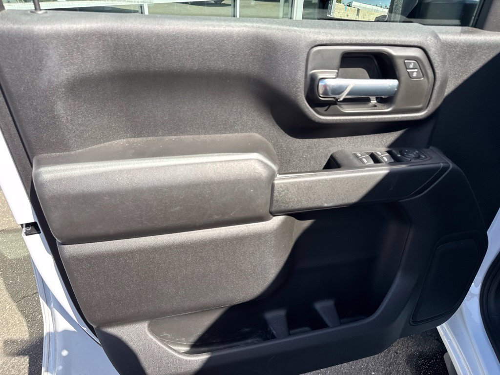 Used 2025 GMC Sierra 2500 Pro w/ Convenience Package AWD/4WD image 18