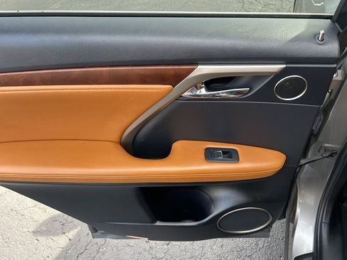 Used 2021 Lexus RX 350L 350L w/ Premium Package image 35