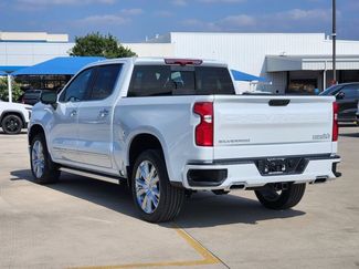 New 2026 Chevrolet Silverado 1500 High Country w/ High Country Premium Package video 3
