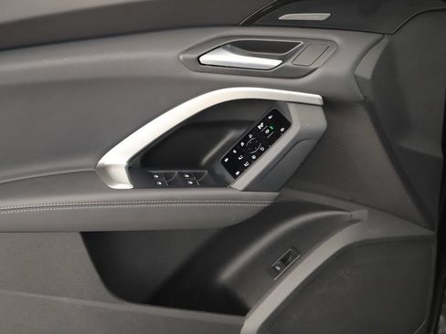 Certified 2025 Audi Q5 Prestige AWD/4WD image 23