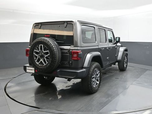 New 2025 Jeep Wrangler Sahara w/ Technology Group image 11