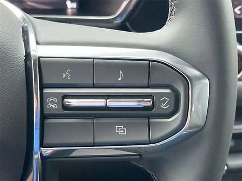 New 2026 GMC Canyon Elevation w/ Convenience Package image 31