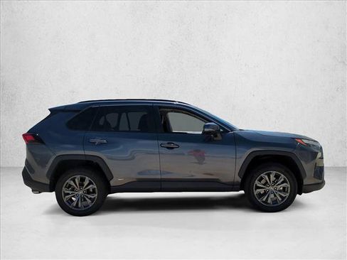 Used 2023 Toyota RAV4 XLE Premium AWD/4WD image 4
