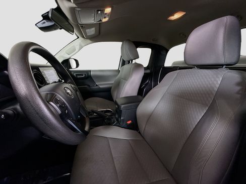 Used 2020 Toyota Tacoma SR image 21