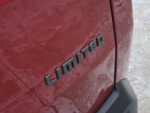 New 2026 Jeep Cherokee Limited image 9