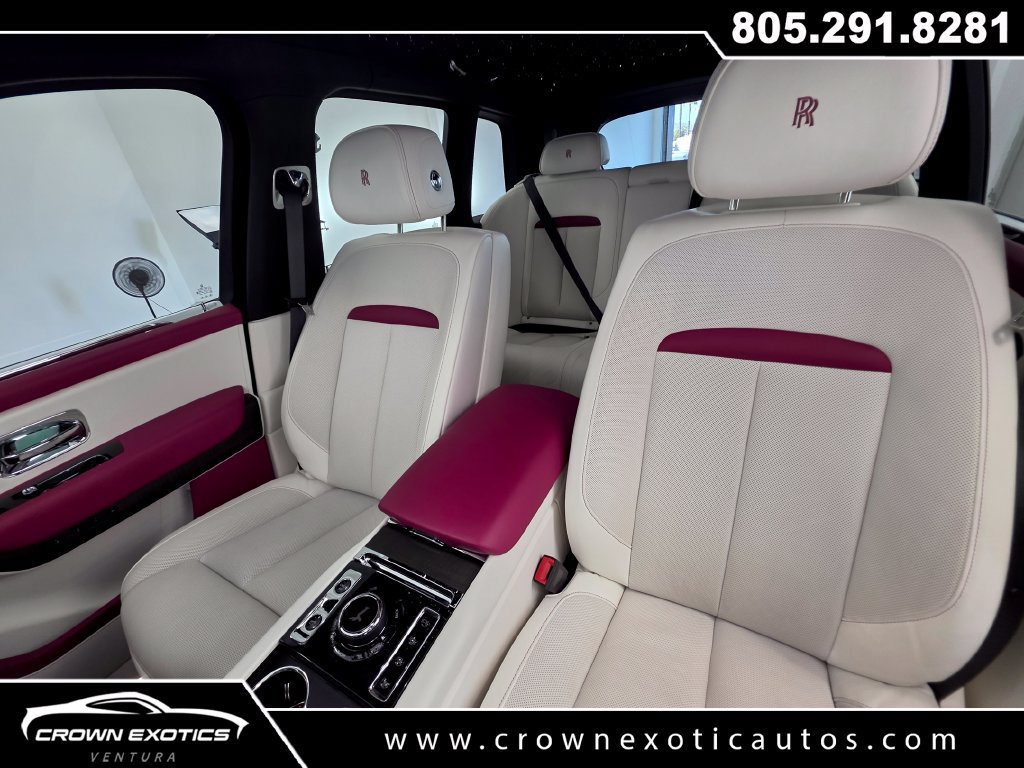 Used 2026 Rolls-Royce Cullinan AWD/4WD image 30