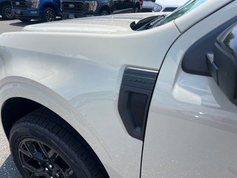 New 2025 Ford Maverick Lariat w/ Black Appearance Package image 24