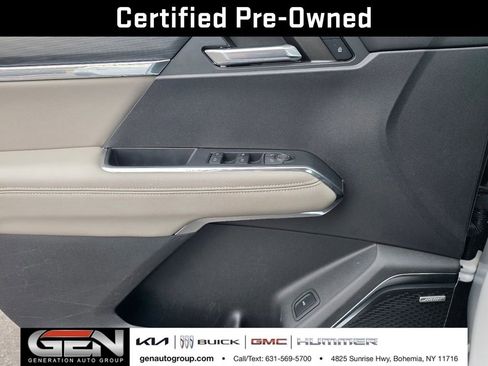 Used 2024 GMC Acadia Elevation image 30