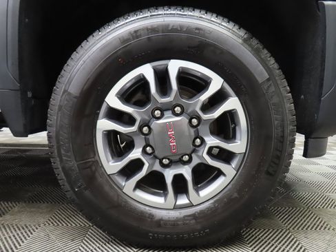 Used 2025 GMC Sierra 2500 SLE w/ SLE Convenience Package AWD/4WD image 13
