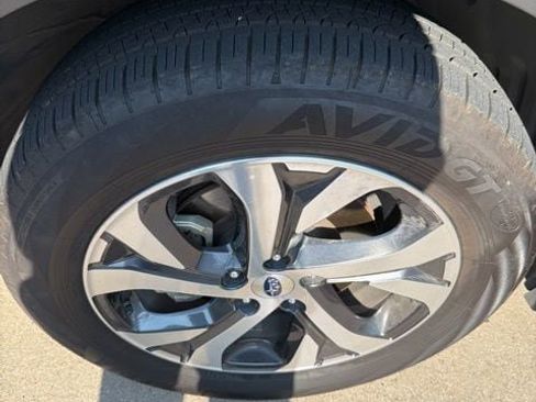 Used 2022 Subaru Outback Touring XT AWD/4WD image 6