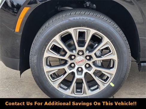 New 2026 GMC Yukon Denali image 7