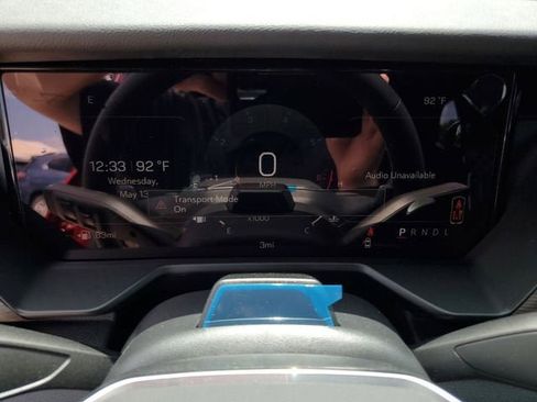 New 2026 GMC Acadia Denali w/ Super Cruise Package FWD image 30