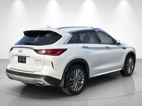 Used 2024 INFINITI QX50 Luxe AWD/4WD image 5