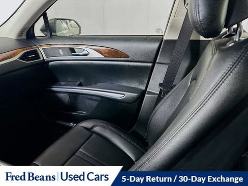 Used 2016 Lincoln MKZ AWD image 24