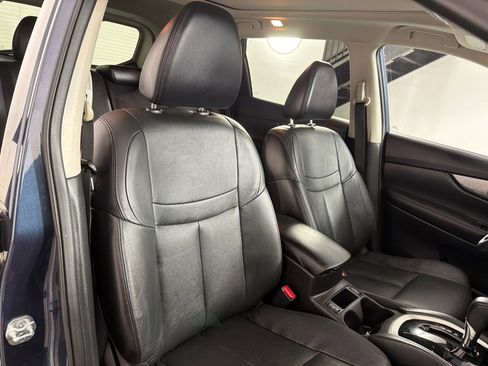 Used 2014 Nissan Rogue SL w/ SL Premium Package FWD image 26