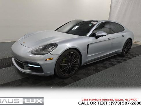 Used 2018 Porsche Panamera 4 AWD/4WD image 3