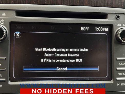 Used 2017 Chevrolet Traverse LT w/ Style and Technology Package image 28