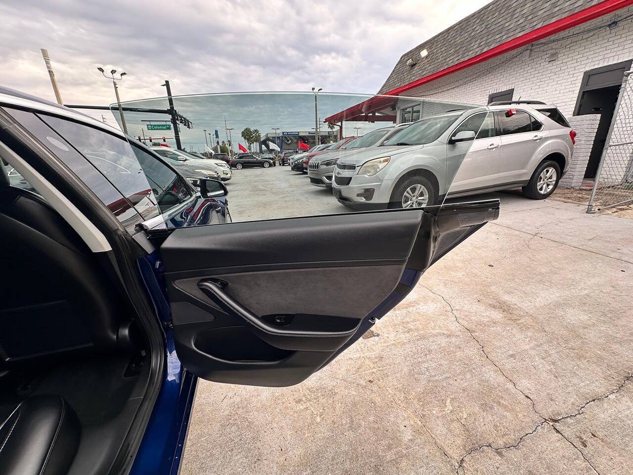 Used 2018 Tesla Model 3 Performance AWD/4WD image 16
