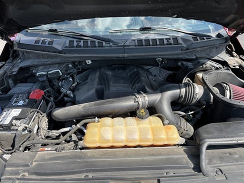 Used 2018 Ford F150 King Ranch w/ Equipment Group 601A Luxury AWD/4WD image 15