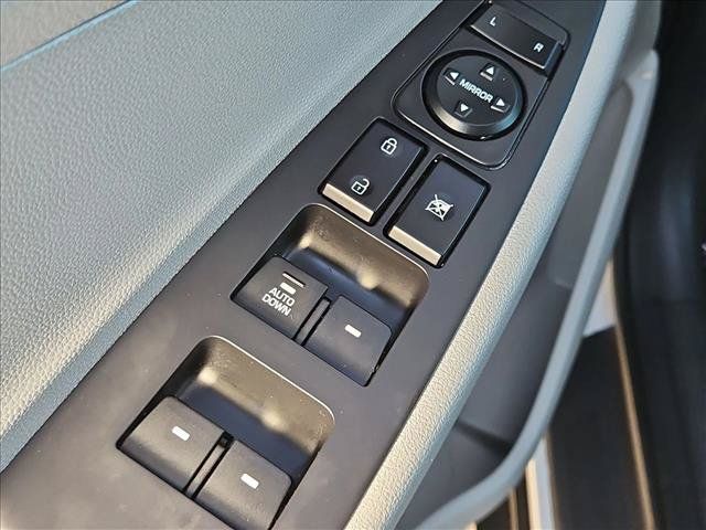 Used 2019 Hyundai Tucson SE FWD image 11