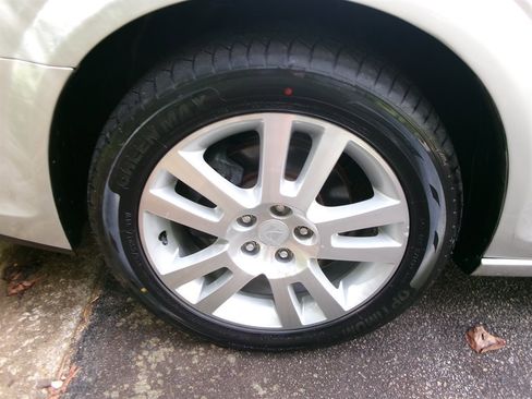 Used 2009 Saturn Aura XR image 31