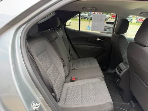 Used 2024 Chevrolet Equinox LT w/ LPO, Floor Liner Package AWD/4WD image 20