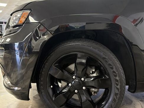 Used 2015 Jeep Grand Cherokee High Altitude RWD image 6