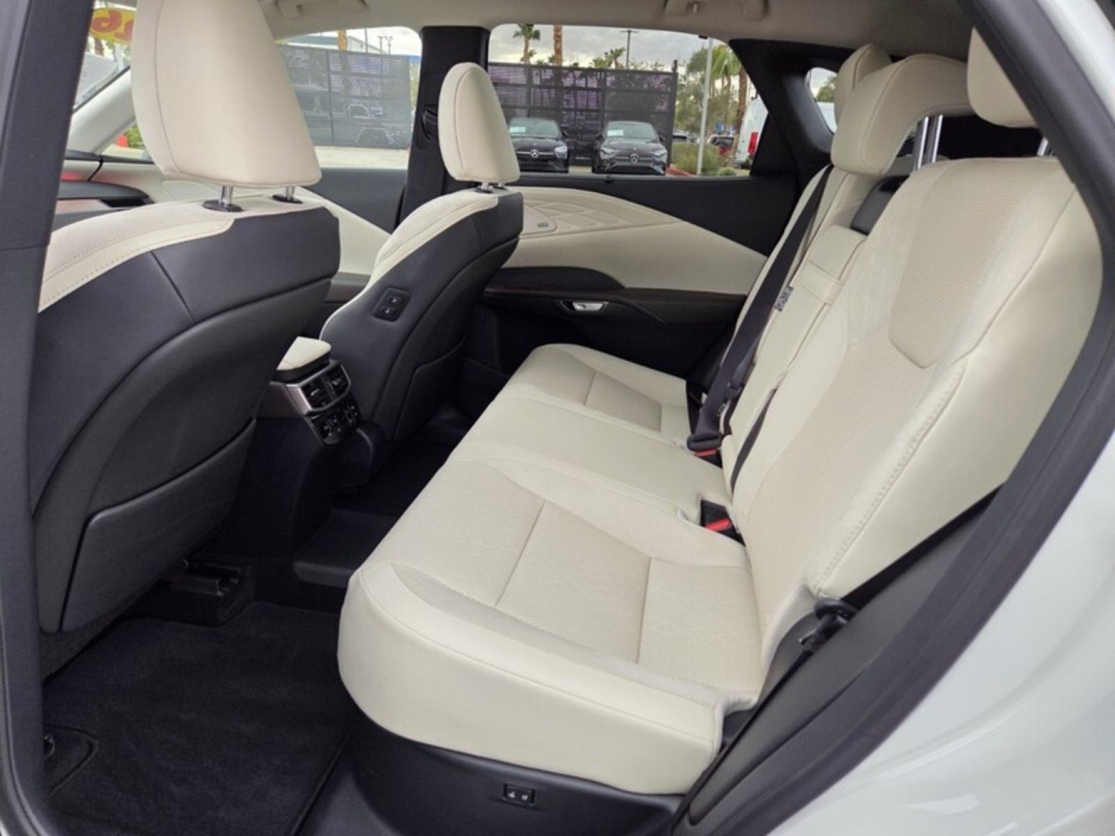 Used 2026 Lexus RX 450h AWD w/ Convenience Package image 14