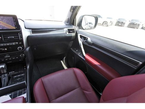 Used 2023 Lexus GX 460 Premium w/ Premium Plus Package AWD/4WD image 10