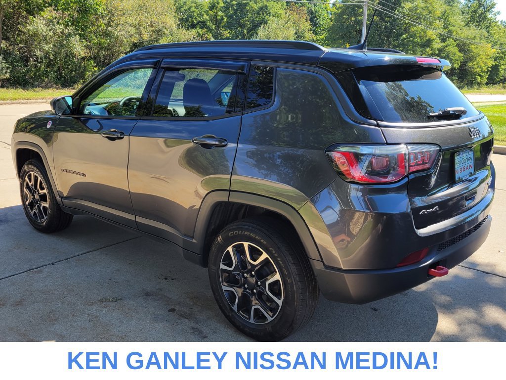 Used 2019 Jeep Compass Trailhawk w/ Popular Equipment Group AWD/4WD image 5