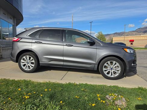 Used 2022 Ford Edge Titanium AWD/4WD image 4
