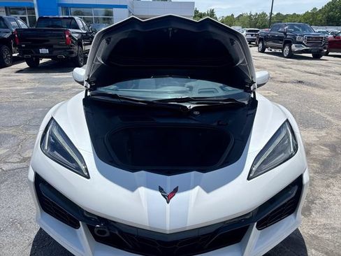 Used 2023 Chevrolet Corvette Z06 RWD image 23