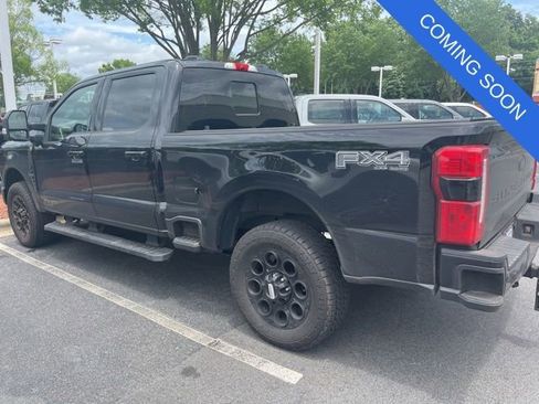 Used 2024 Ford F250 XLT w/ Black Appearance Package AWD/4WD image 4