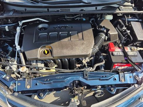 Used 2019 Toyota Corolla XSE FWD image 22