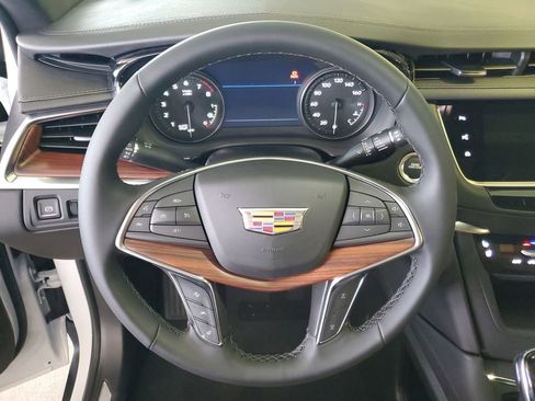 New 2026 Cadillac XT5 Premium Luxury w/ Driver Assist Package FWD image 18