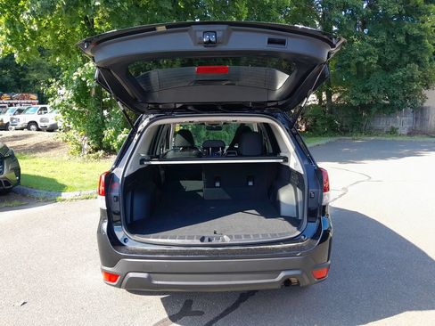 Used 2024 Subaru Forester Premium AWD/4WD image 33