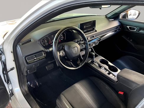 Used 2023 Honda Civic Sport image 16